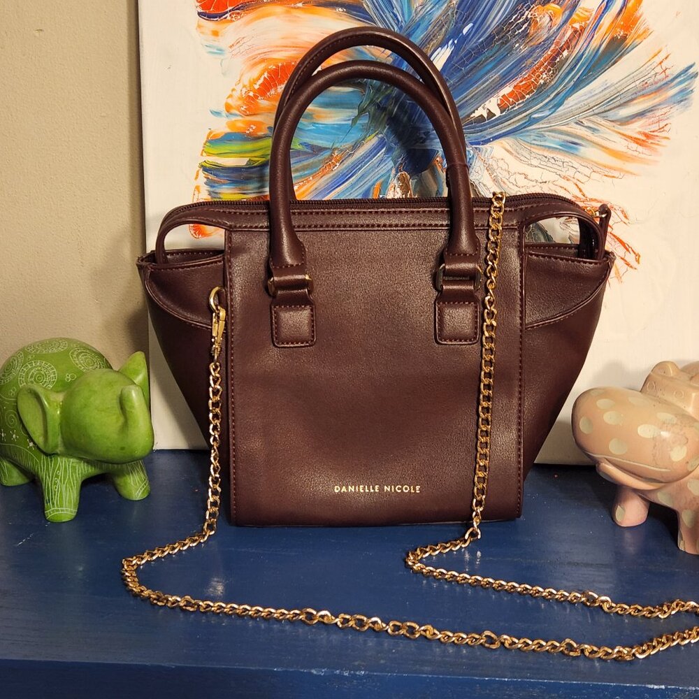 *Nwot* Danielle Nicole's Collection Burgundy Alex… - image 1